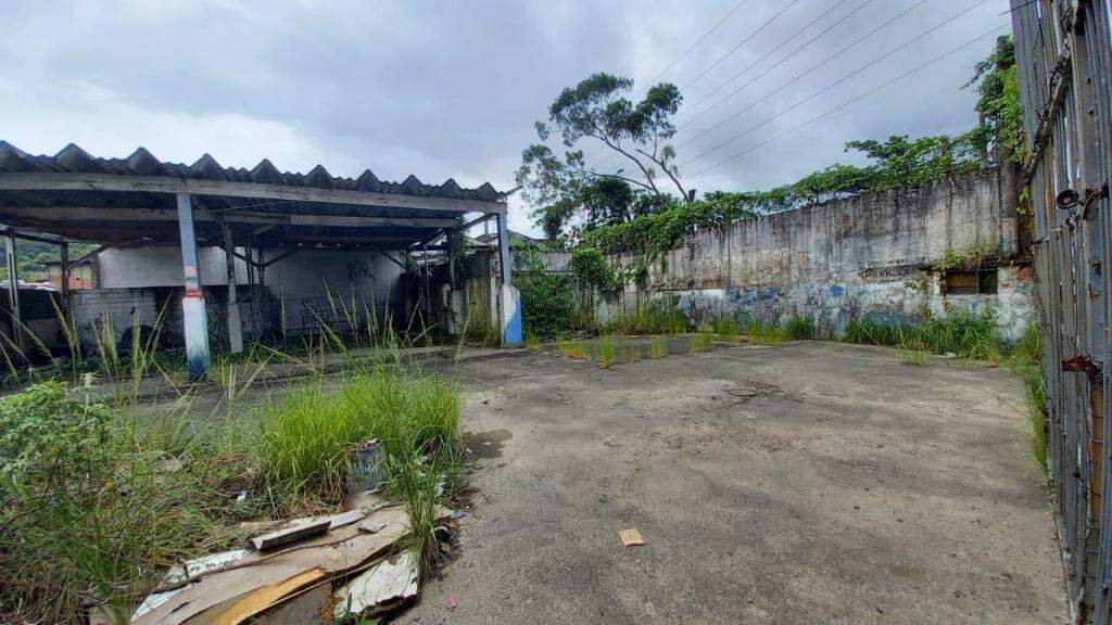 Terreno à venda no Saboó: 