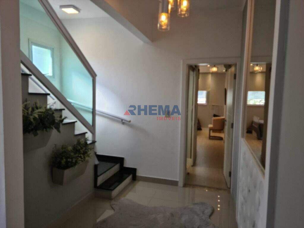 Casa à venda no Ponta da Praia: 