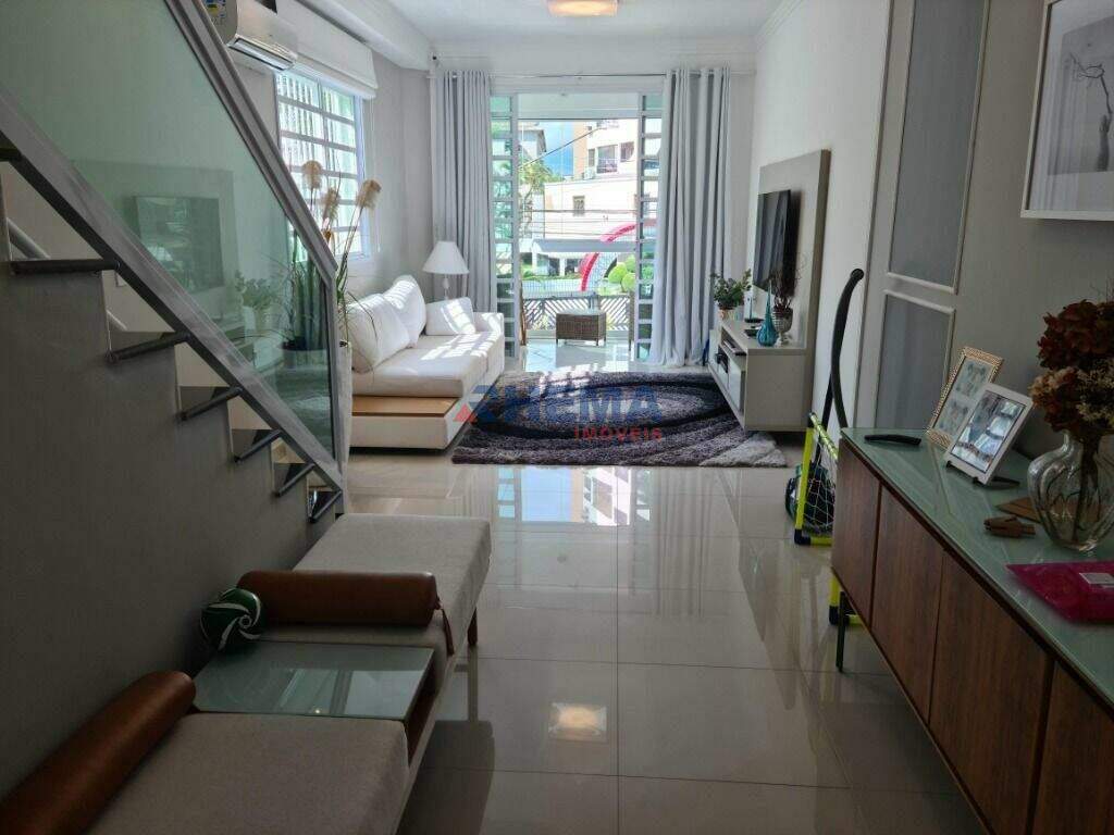Casa à venda no Ponta da Praia: 