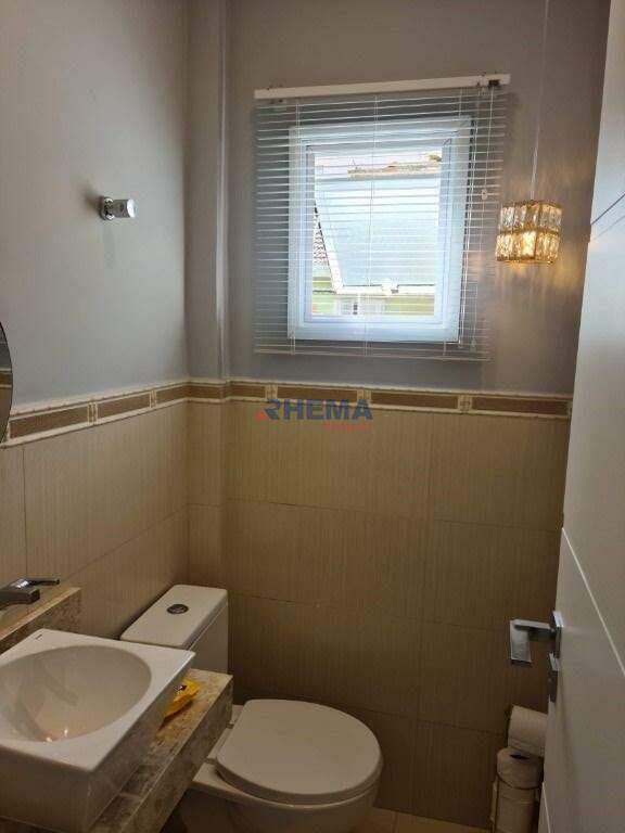 Casa à venda no Ponta da Praia: 