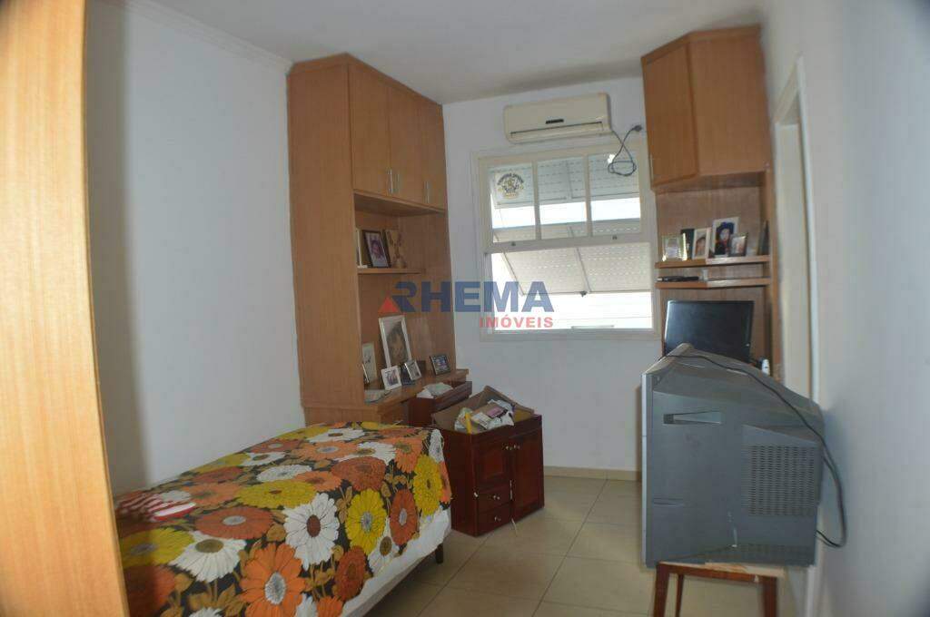 Apartamento à venda no Embaré: 