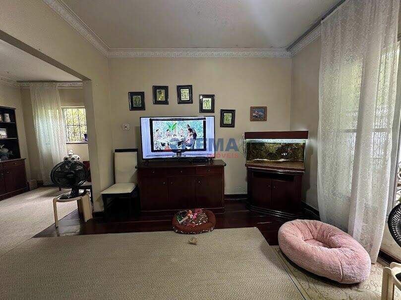 Sobrado à venda no Embaré: 