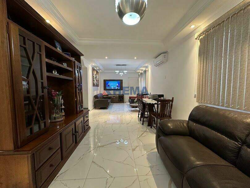 Casa à venda no Boqueirão: 