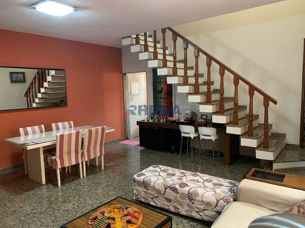 Sobrado à venda no Vila Belmiro: 