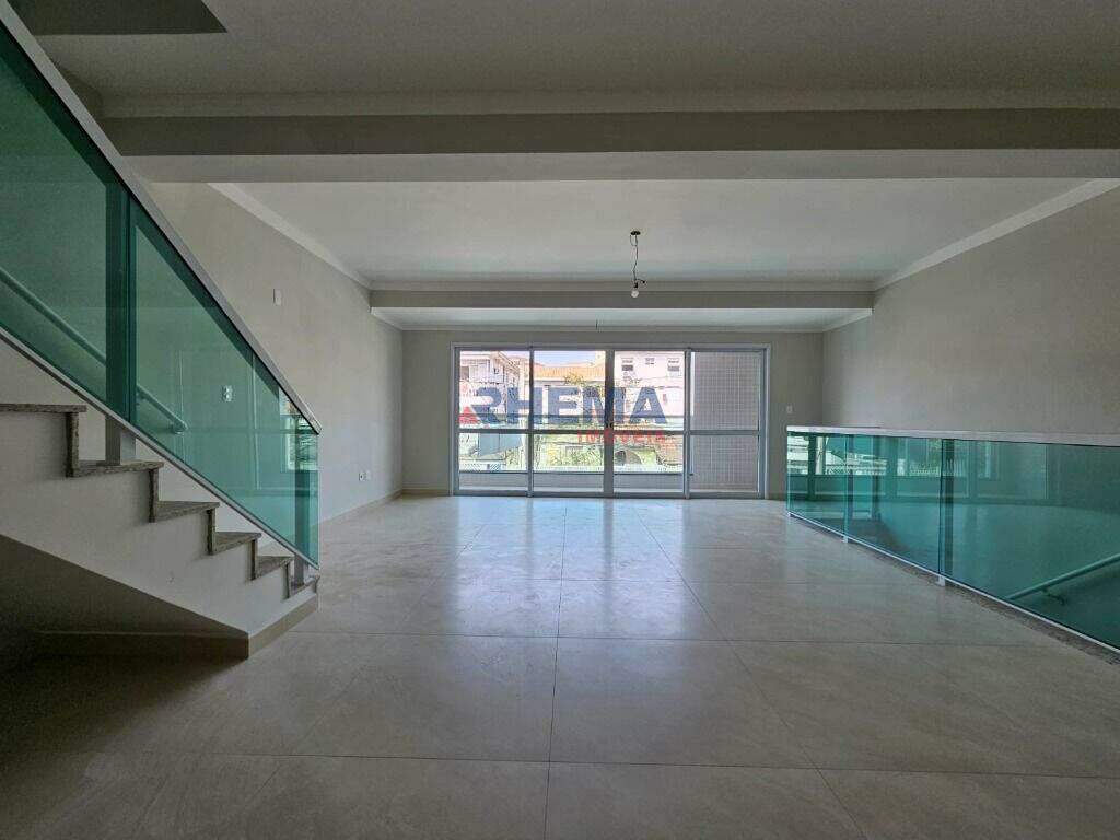 Sobrado à venda no Campo Grande: 