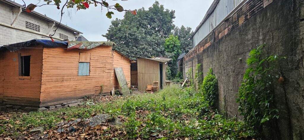 Terreno à venda no Estuário: 