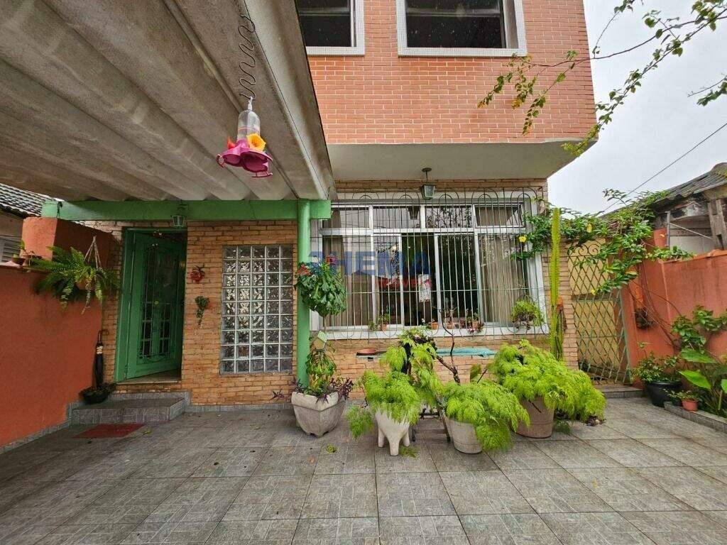Sobrado à venda no Santa Maria: 