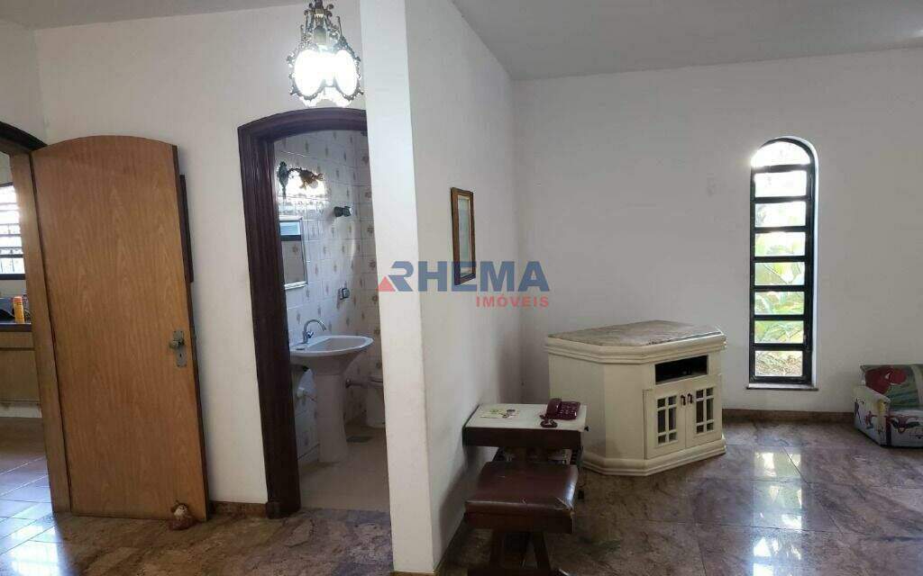 Casa à venda no Ponta da Praia: 