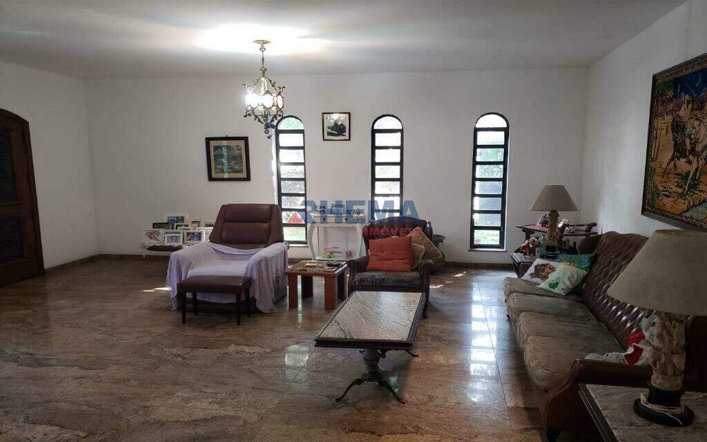 Casa à venda no Ponta da Praia: 