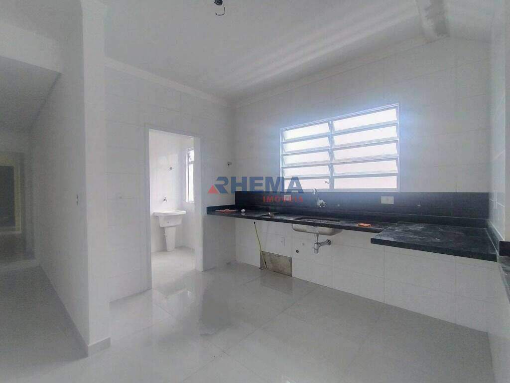 Sobrado à venda no Embaré: 