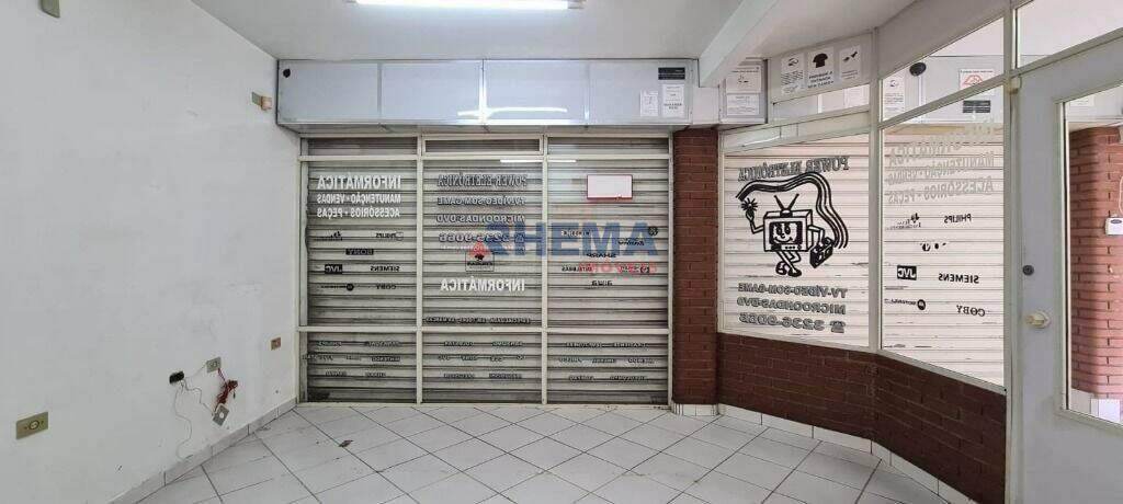 Prédio à venda no Embaré: 