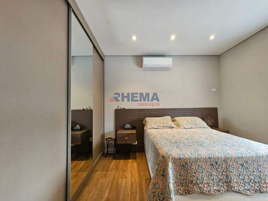 Sobrado à venda no Campo Grande: 