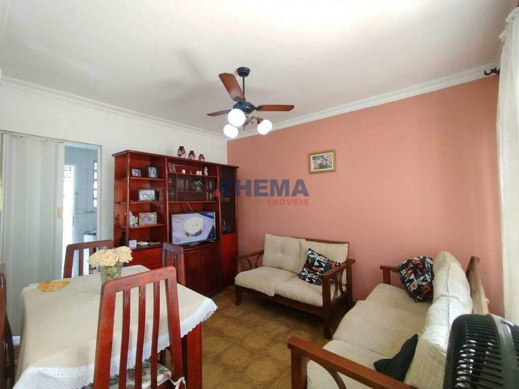Sobrado à venda no Macuco: 