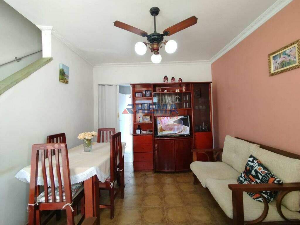 Sobrado à venda no Macuco: 