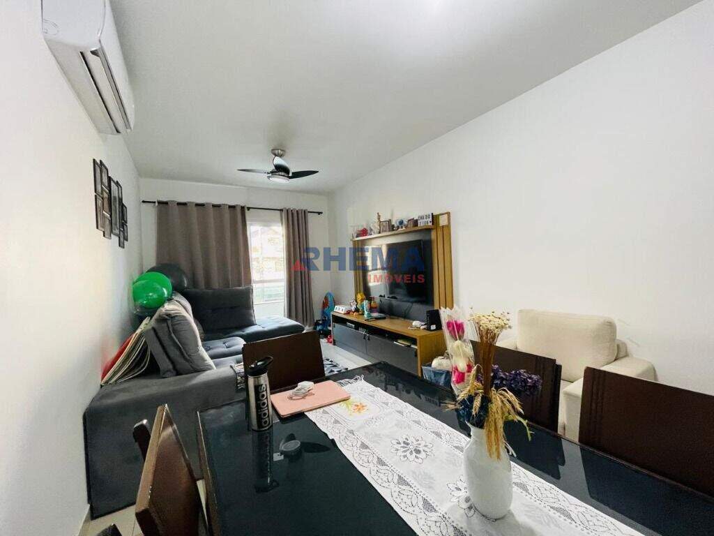 Sobrado à venda no Embaré: 
