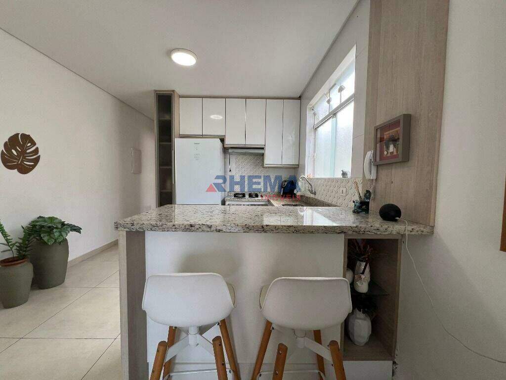 Sobrado à venda no Embaré: 