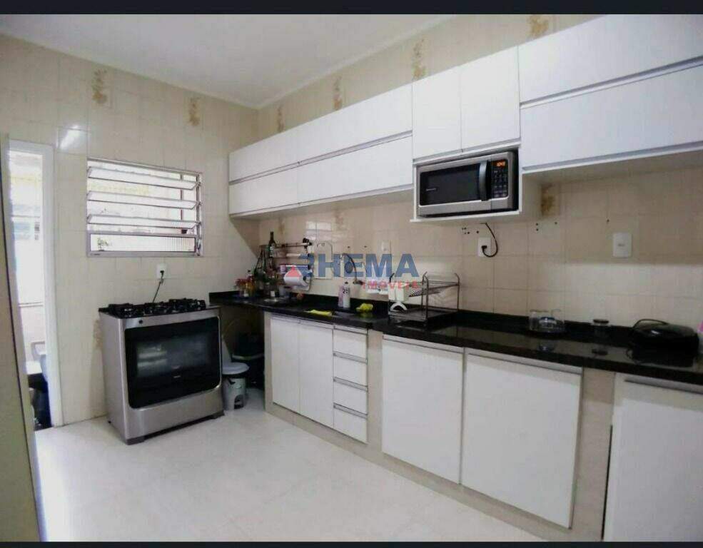 Sobrado à venda no Macuco: 