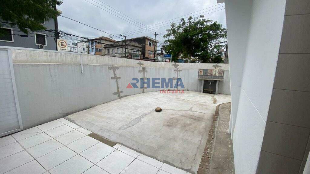 Sobrado à venda no Aparecida: 