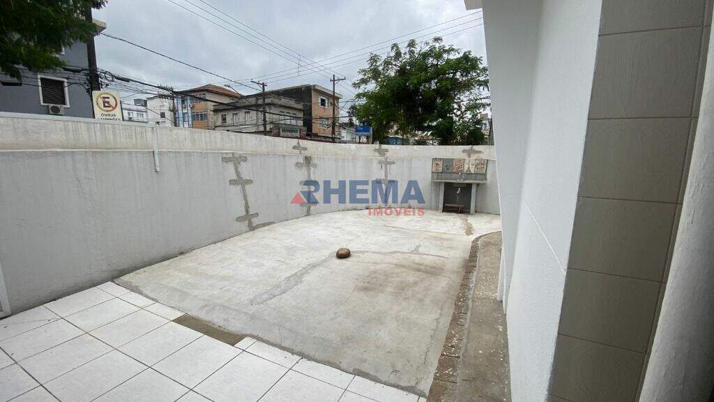 Sobrado à venda no Aparecida: 