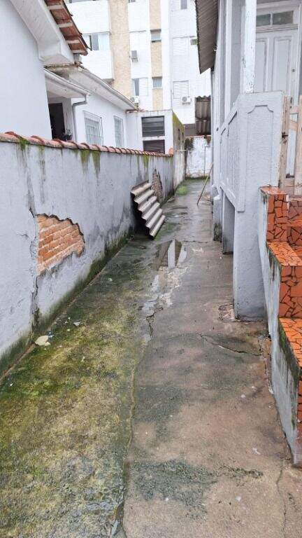 Terreno à venda no Ponta da Praia: 