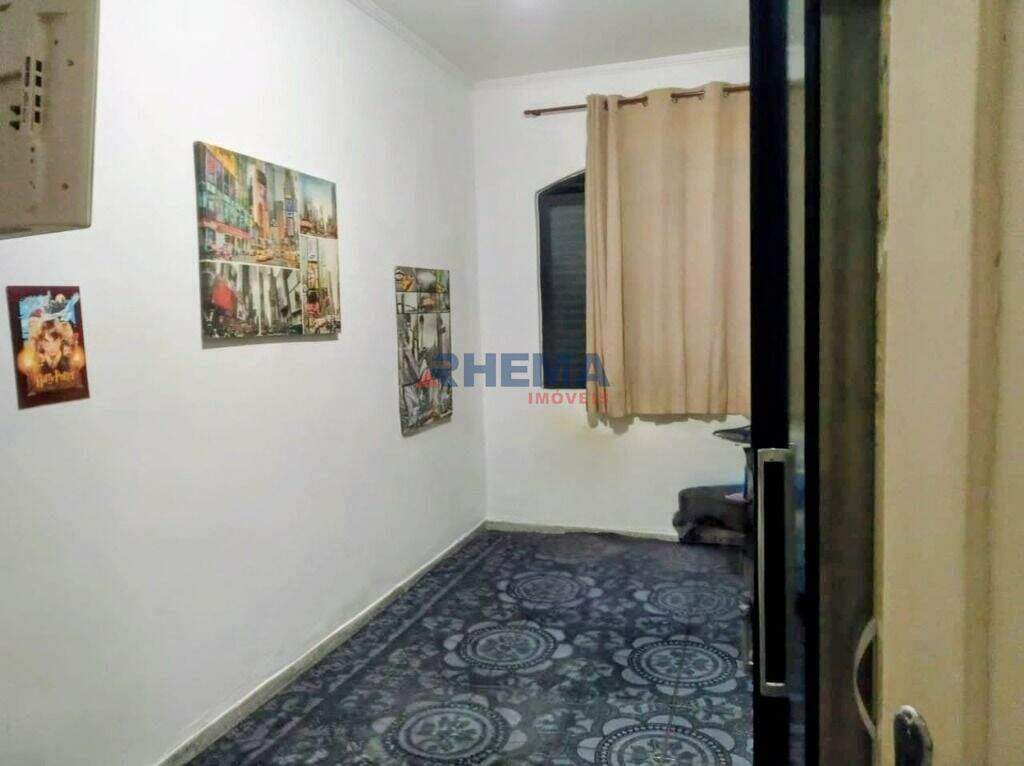 Sobrado à venda no Embaré: 
