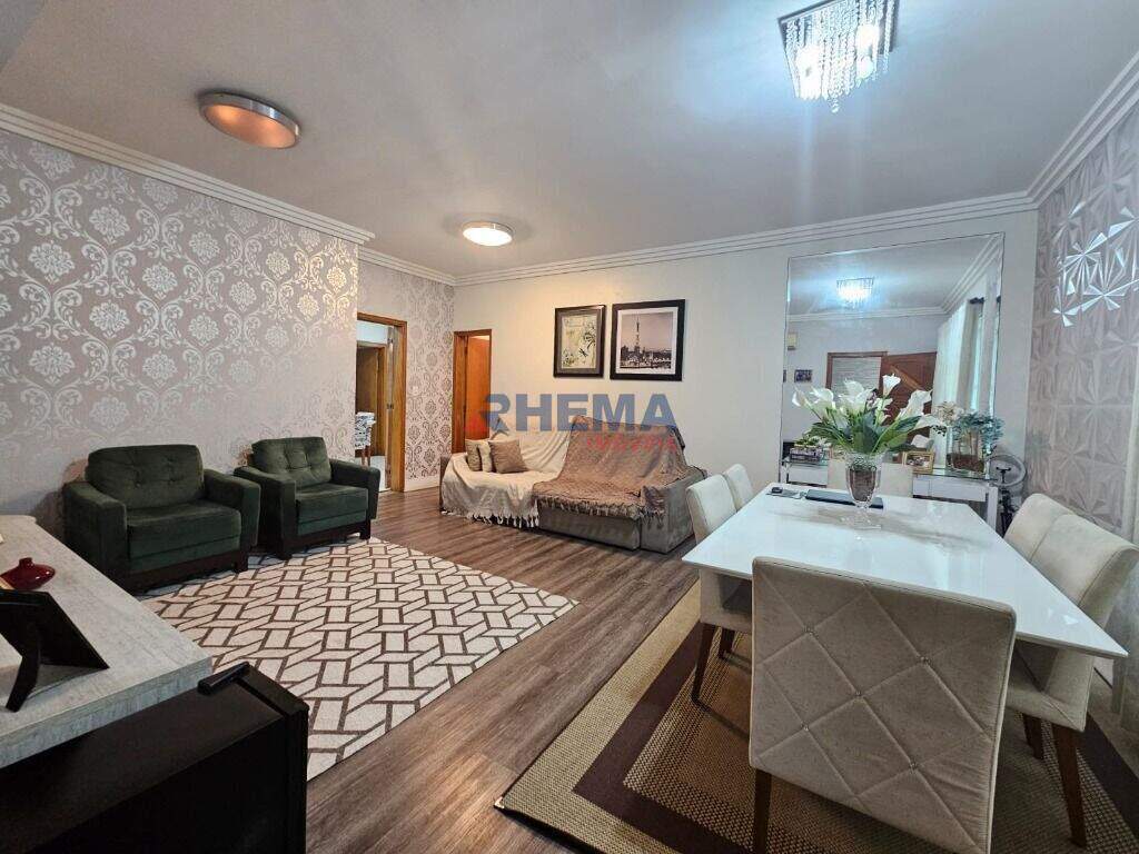 Casa à venda no Embaré: 