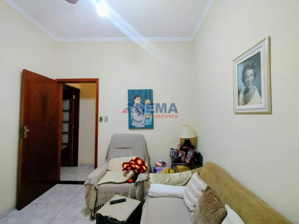 Casa à venda no Boqueirão: 