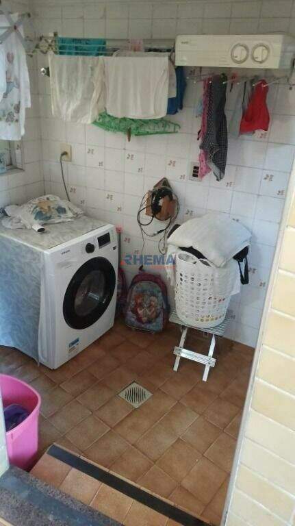 Sobrado à venda no Boqueirão: 