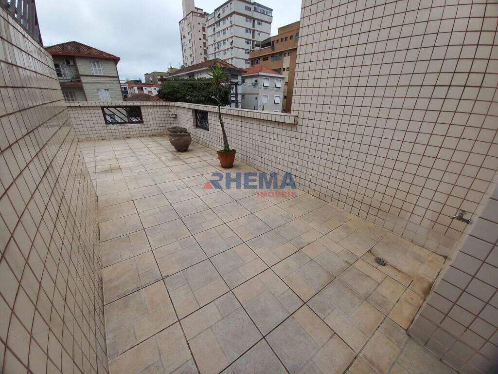 Sobrado à venda no Embaré: 