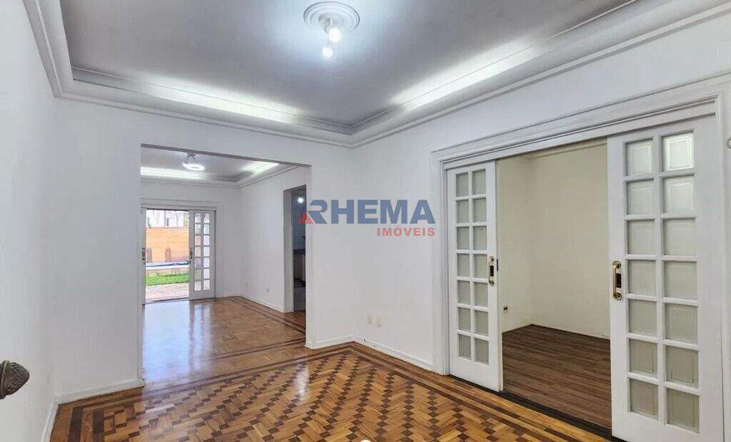 Sobrado à venda no Aparecida: 