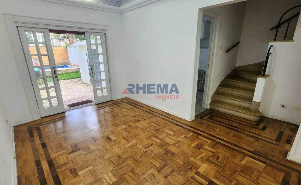 Sobrado à venda no Aparecida: 
