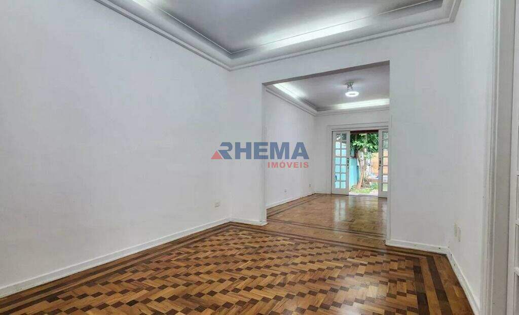 Sobrado à venda no Aparecida: 