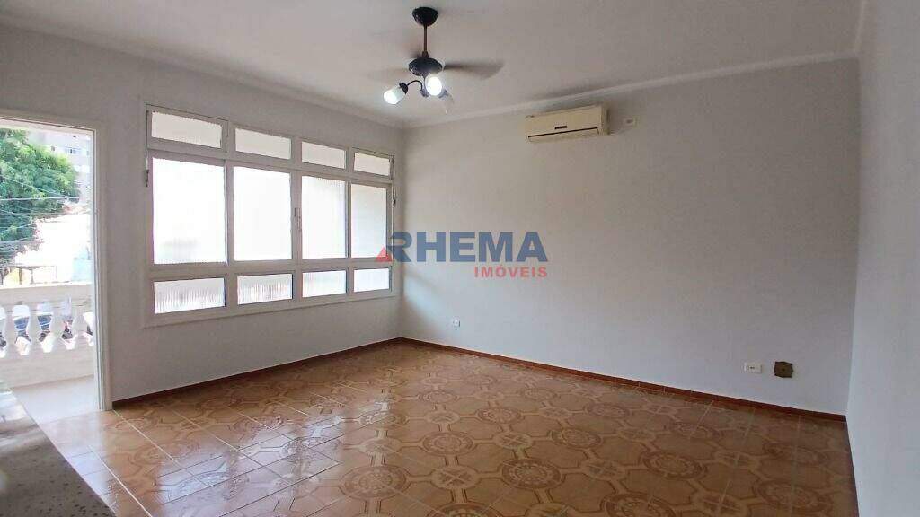 Sobrado à venda no Encruzilhada: 
