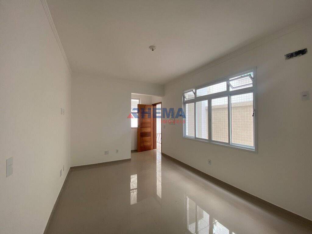 Casa à venda no Embaré: 