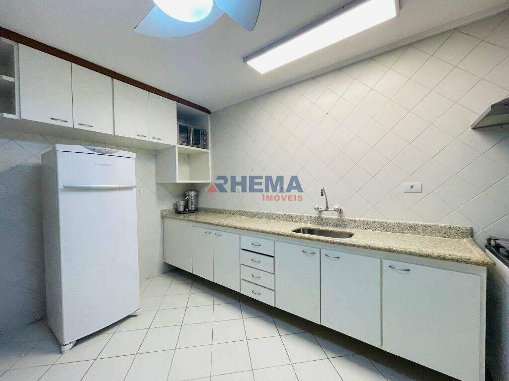 Sobrado à venda no Aparecida: 