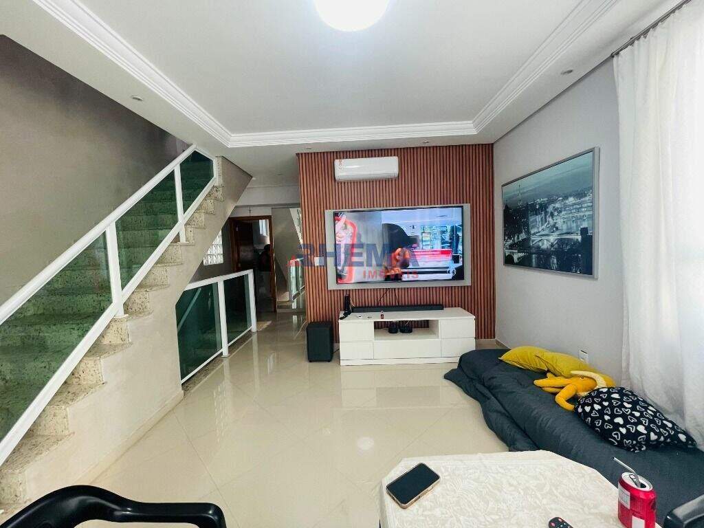 Sobrado à venda no Ponta da Praia: 