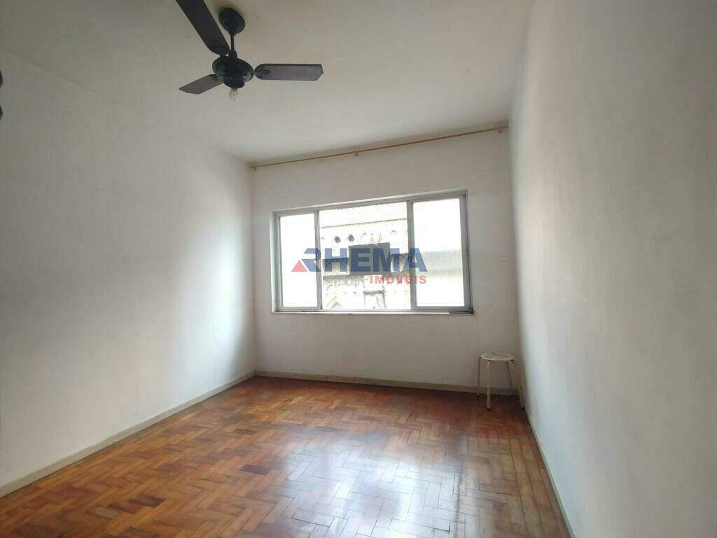 Apartamento à venda no Embaré: 