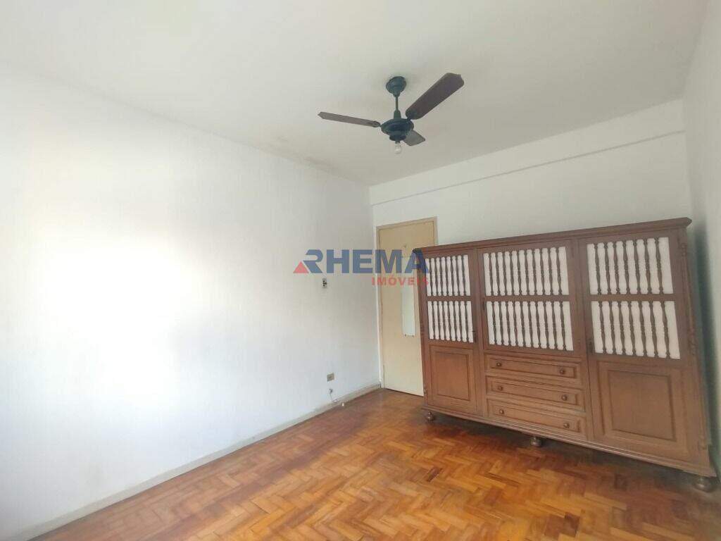 Apartamento à venda no Embaré: 