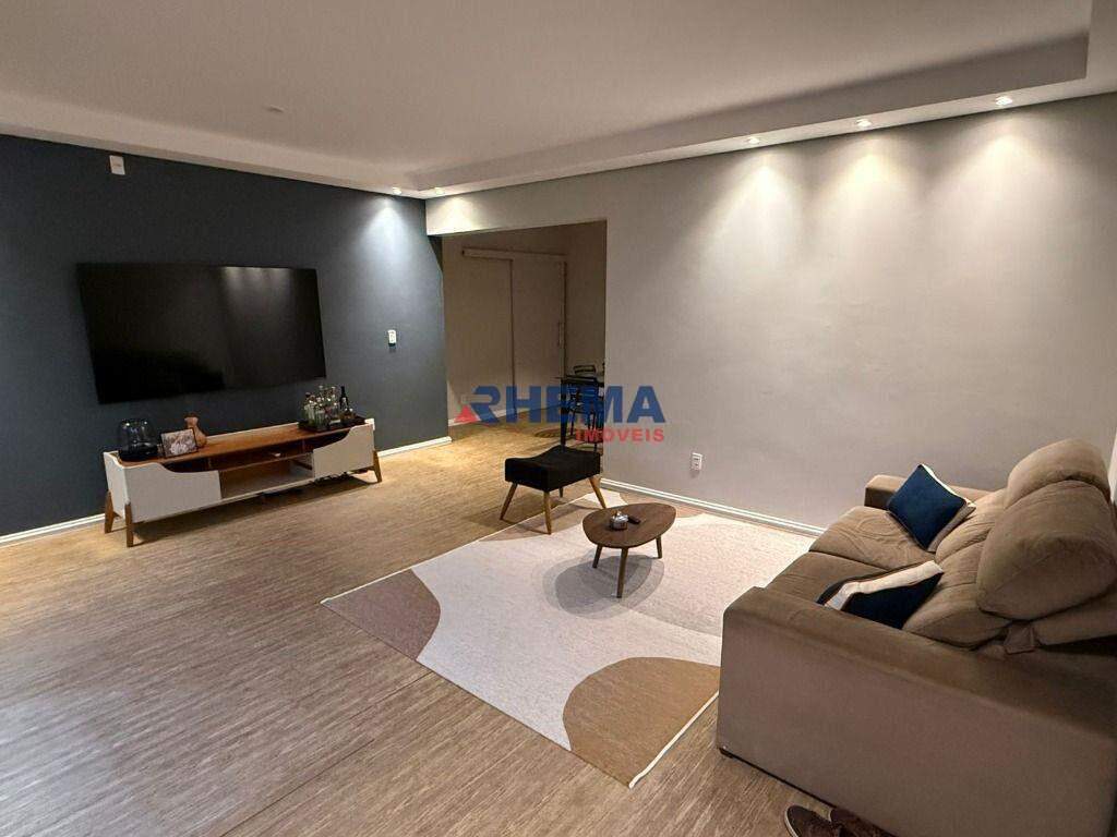 Apartamento à venda no Ponta da Praia: 