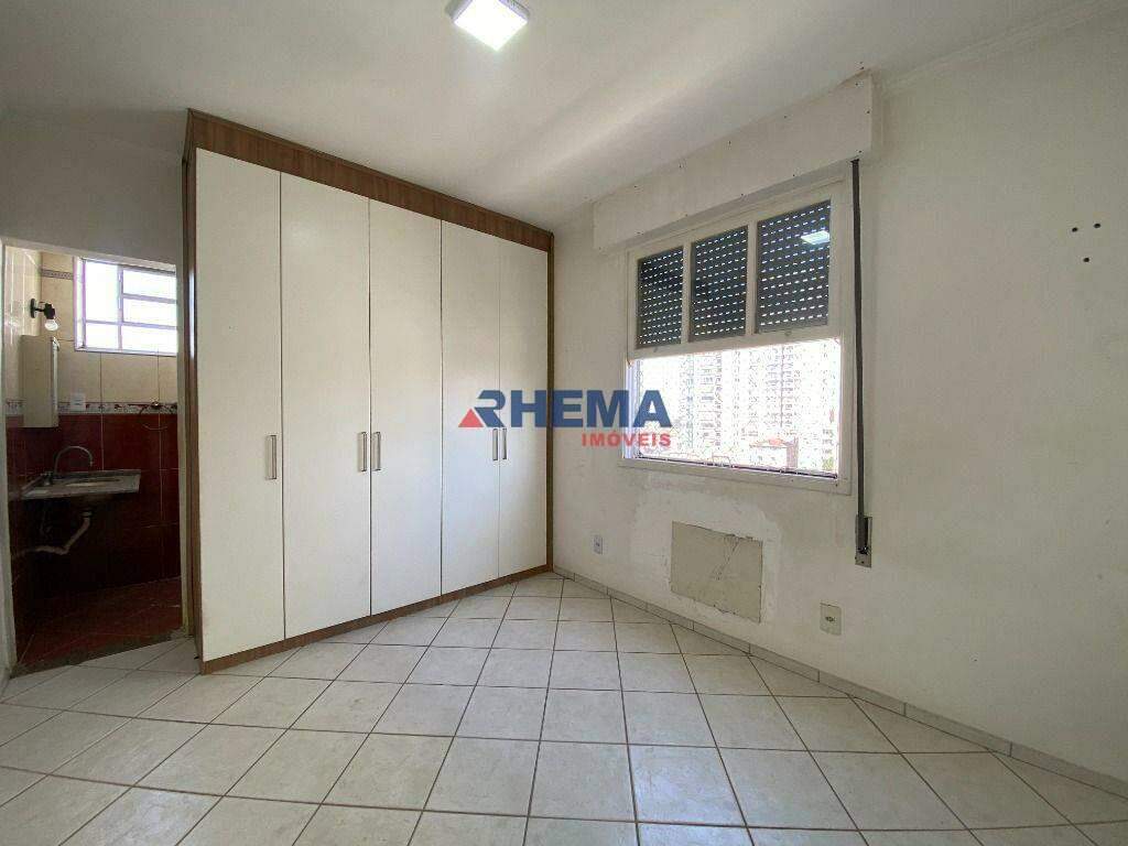 Apartamento à venda no Ponta da Praia: 