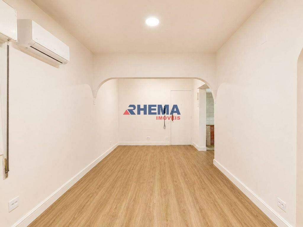 Kitnet à venda no Embaré: 