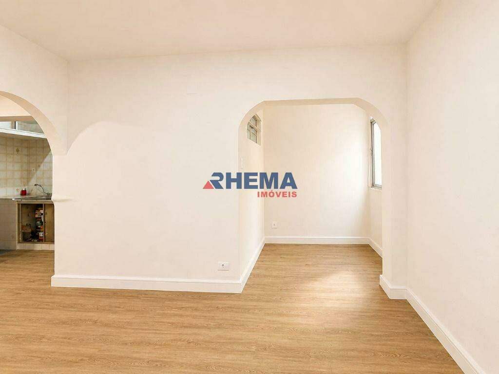 Kitnet à venda no Embaré: 