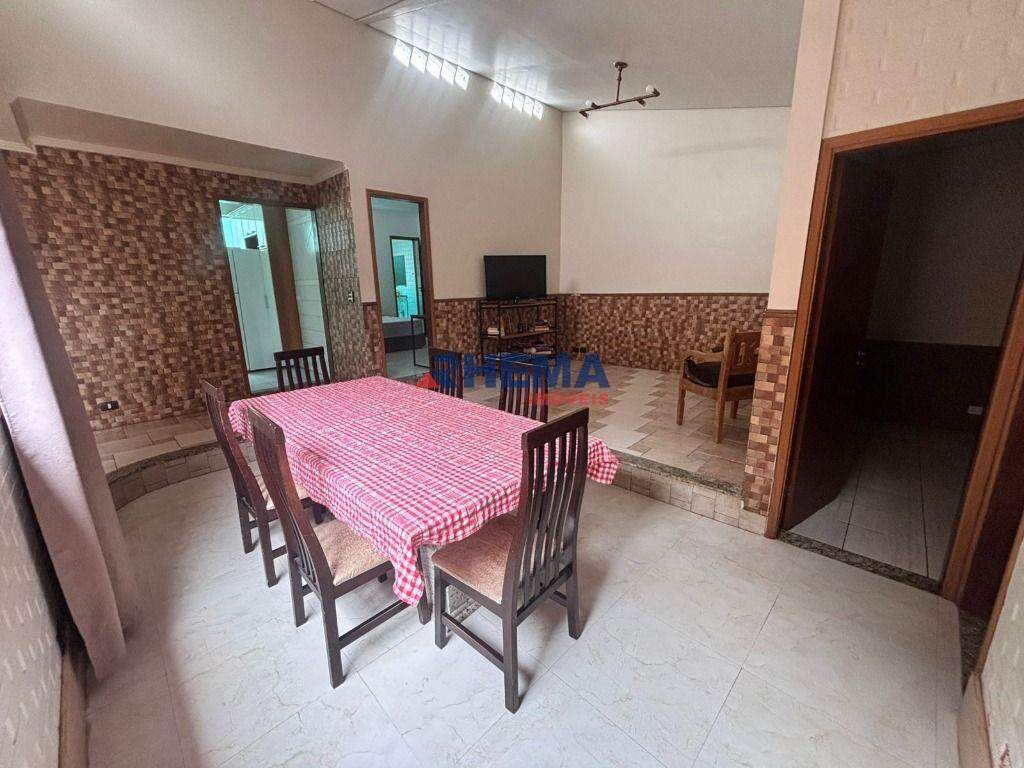 Casa à venda no Parque Bitaru: 