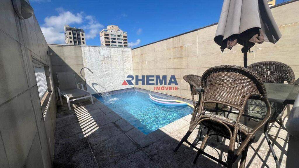 Casa à venda no Embaré: 
