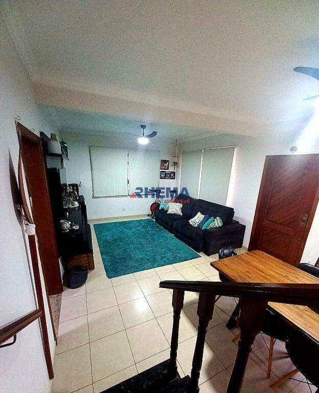 Sobrado à venda no Ponta da Praia: 