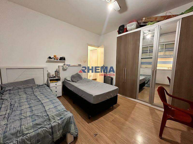 Apartamento à venda no Embaré: 