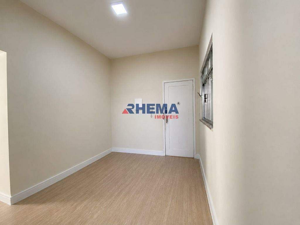 Apartamento à venda no Embaré: 