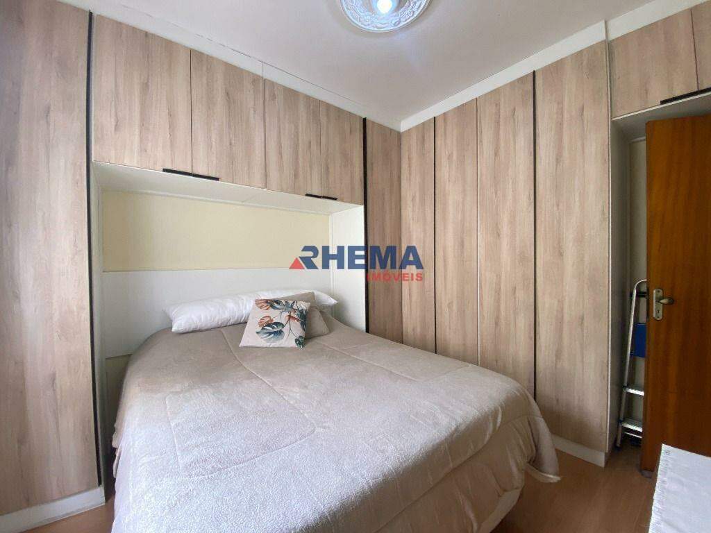 Apartamento à venda no Embaré: 