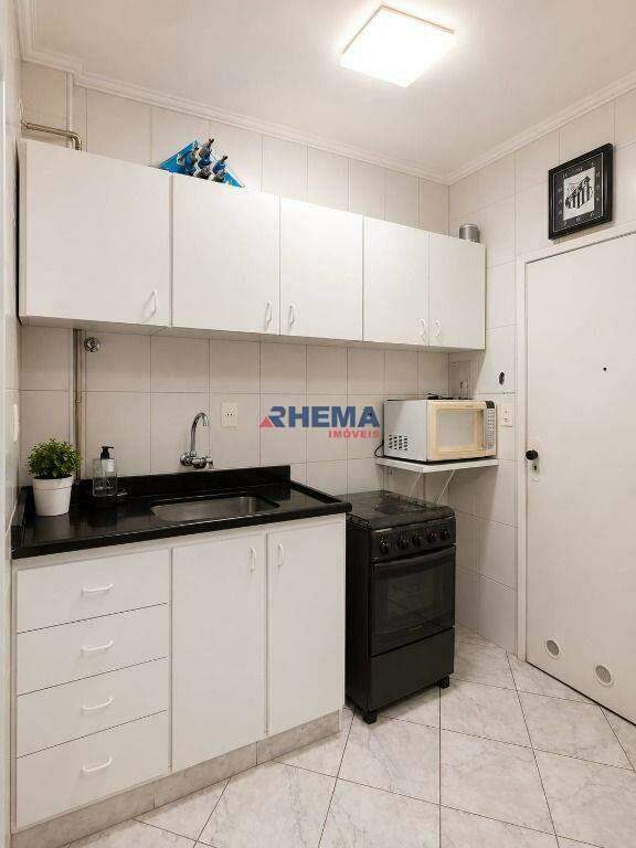 Kitnet à venda no Embaré: 