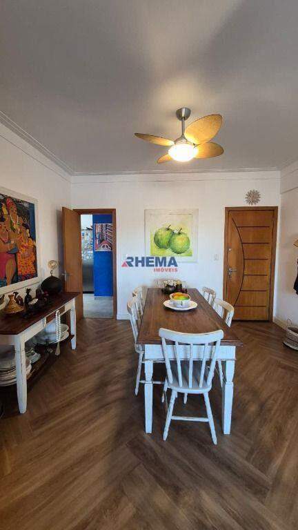 Apartamento à venda no Embaré: 